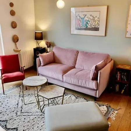 Marche Des Capucins - Calme - Lumineux - Garage 公寓