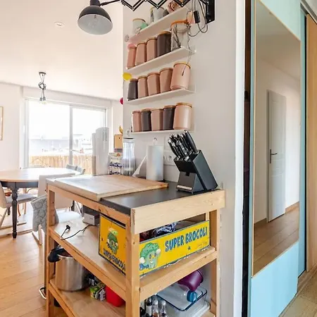 Marche Des Capucins - Calme - Lumineux - Garage Appartement *