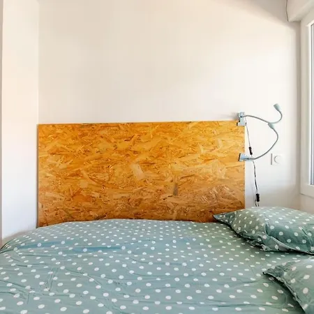 Apartment Marche Des Capucins - Calme - Lumineux - Garage